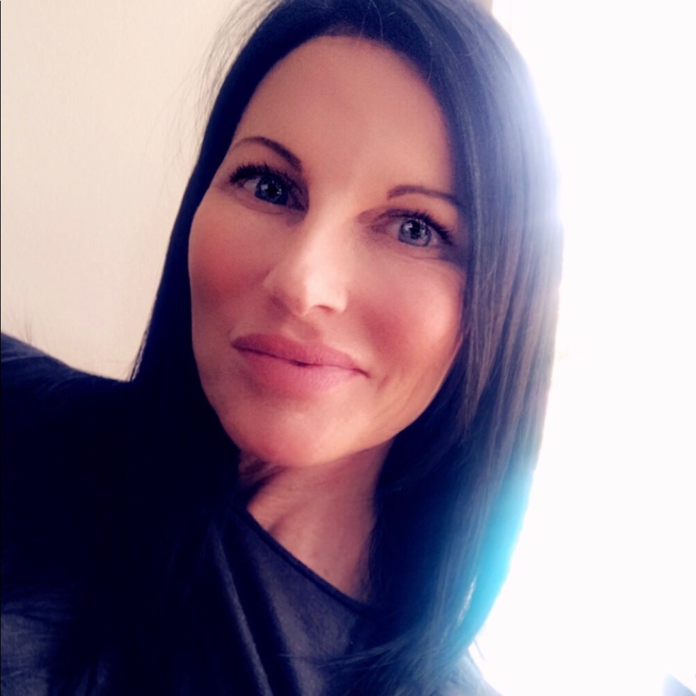 Meet your Posher, Kelly
